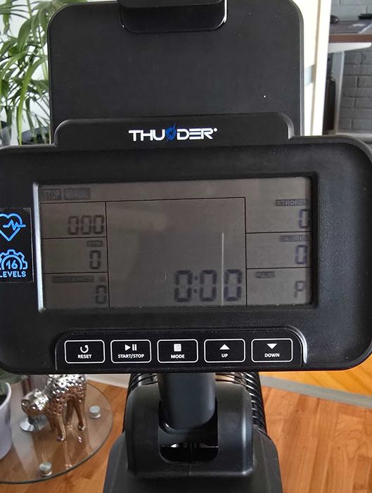 Wioślarz 150kg powietrzny magnetyczny ergometr