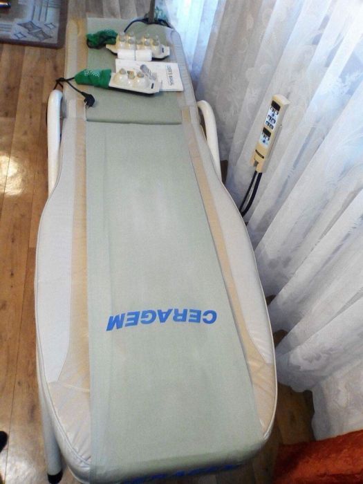 CERAGEM Łóżko masujące leczniczo rehabilitacyjne jak nowe z salonu