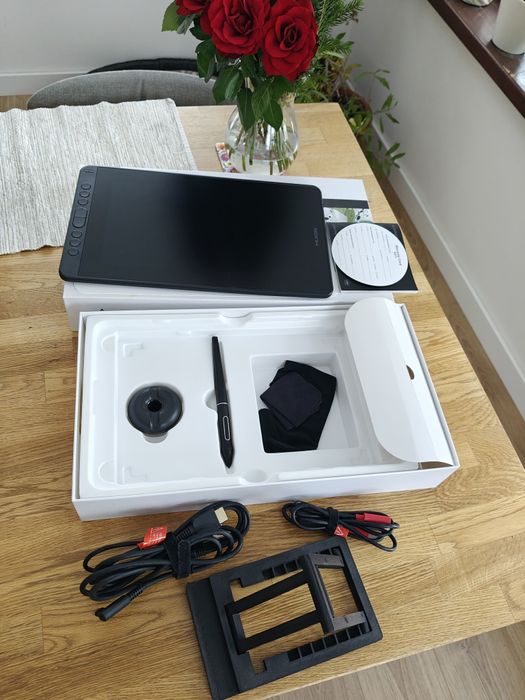 Huion kamvas 12  plus składana podstawka