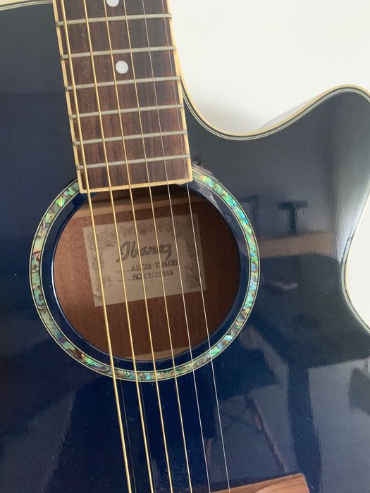 Guitarra Semi Acústica Ibanez