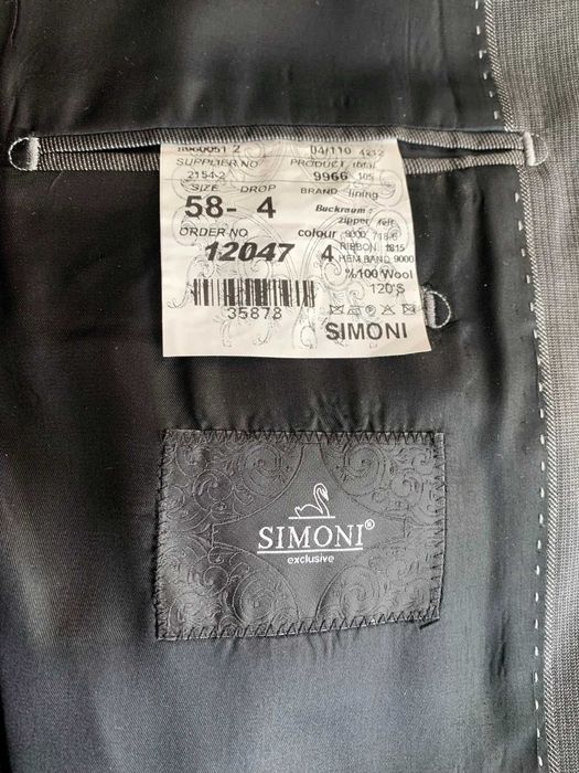 Костюм SIMONI Италия  56-58 размер + чехол бонусом  для перевозки