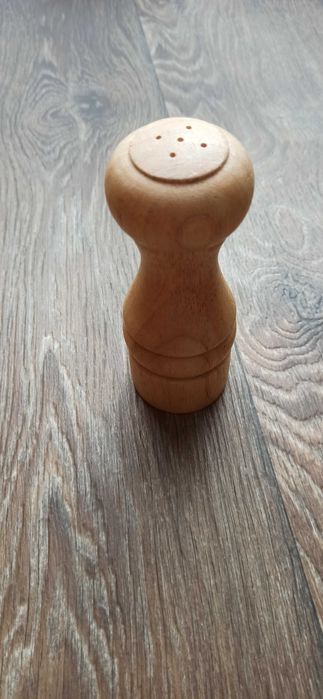 Спецовница для соли