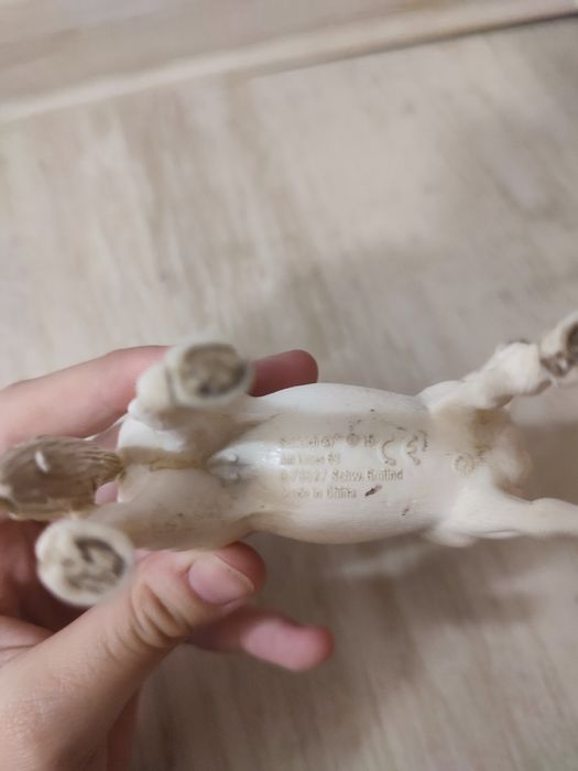 Klacz z źrebakiem firmy Schleich z roku 2012