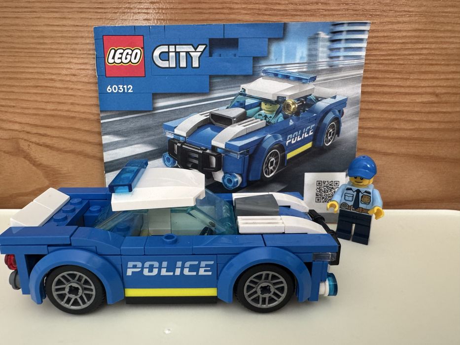 Конструктор LEGO City Поліцейський автомобіль (60312)