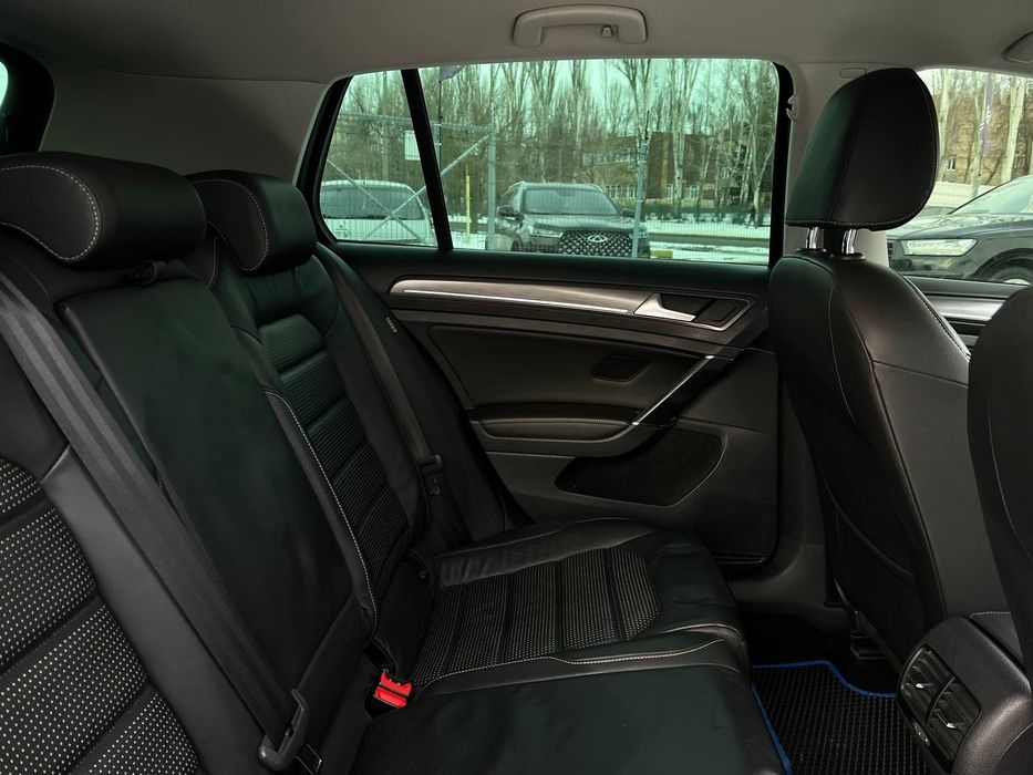 Volkswagen E-Golf 36 кВт №3840 (ВНЕСОК від 10%) Альянс Авто Кривий Ріг