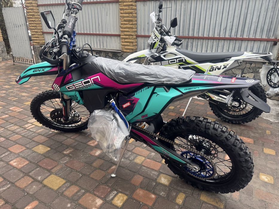 Новинка 2025 Geon Dakar GNX Gns 300 nb Ybs