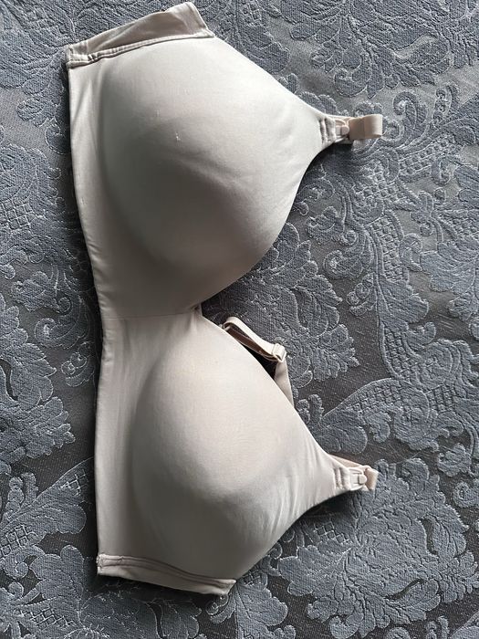 Продам бюст для годування 75D