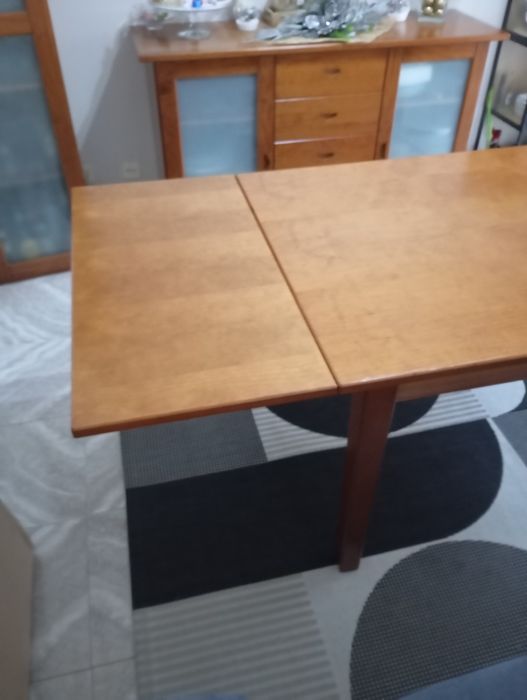 Mesa de sala de jantar