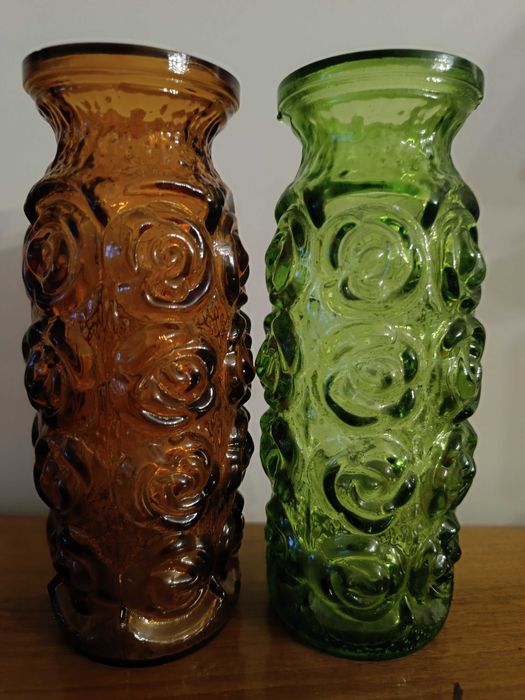 Wazony szklane huta Laura. Róże.