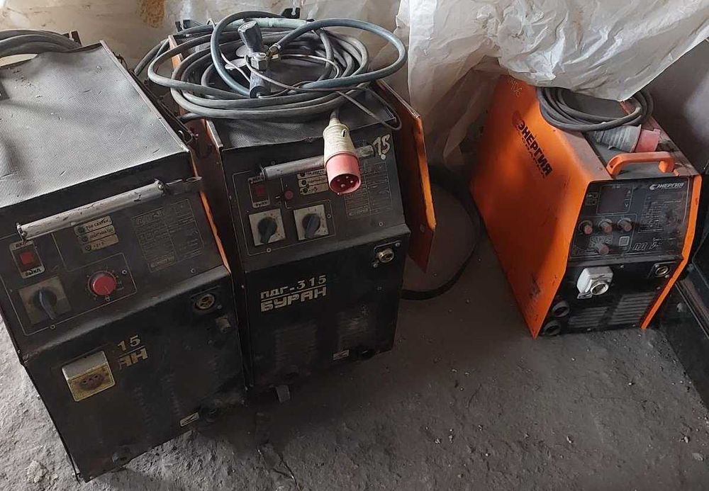 Зварювальні апарати	ПДГУ-500, ПДГ-315, ВДУ-506С Сварочники