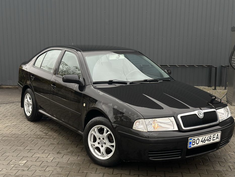 Продам Skoda octavia tour