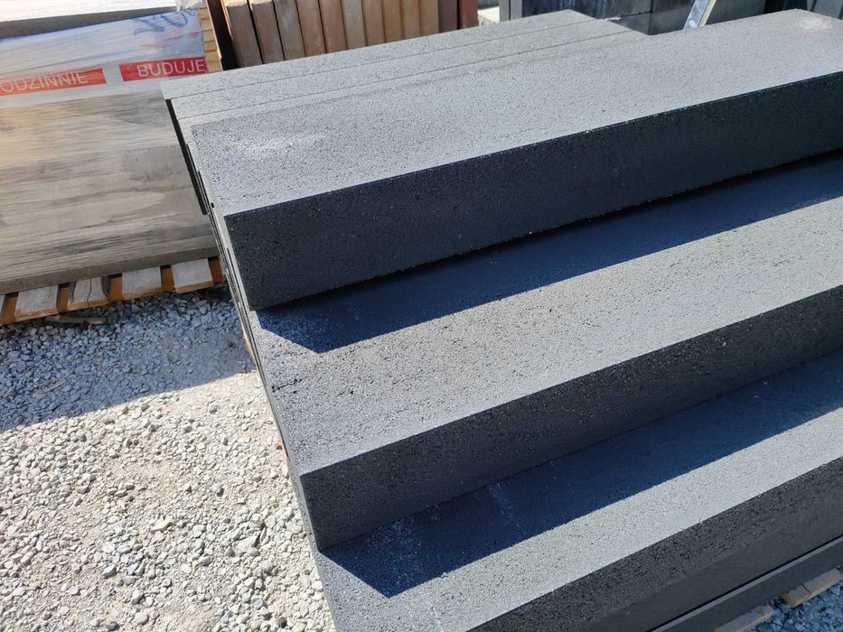 Schody gotowe stopnie schodowe blok betonowy obrzeże