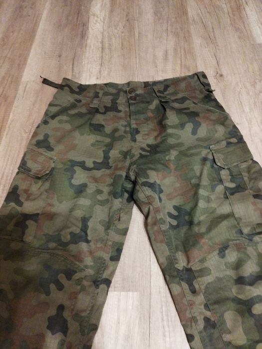 Spodnie moro wojskowe możliwość włożenia nakolanników