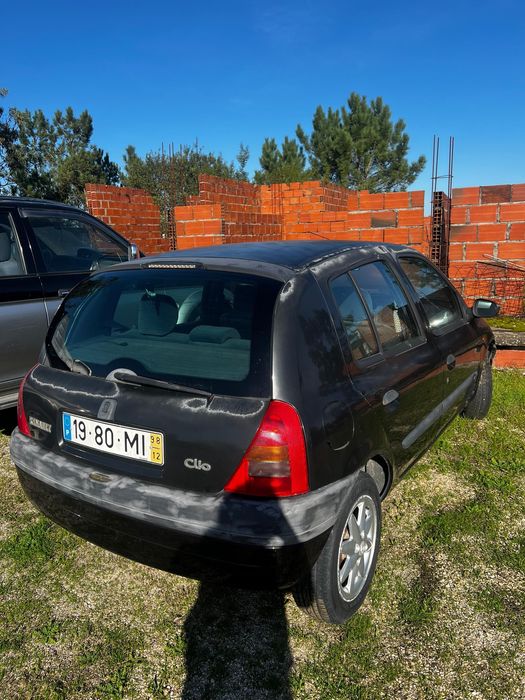 Renault clio 2 hatchback 1.2 1998