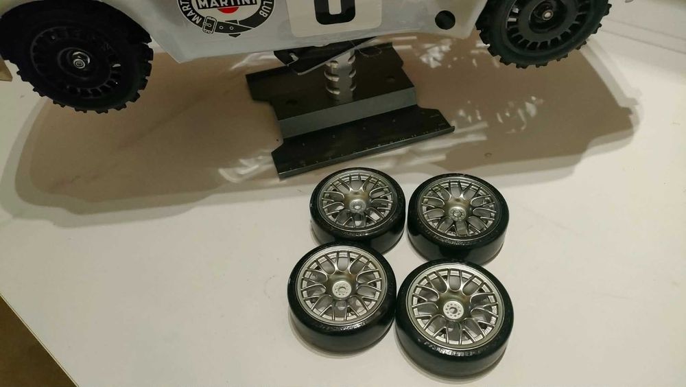 Samochód rc TT-02D drift spec chassis