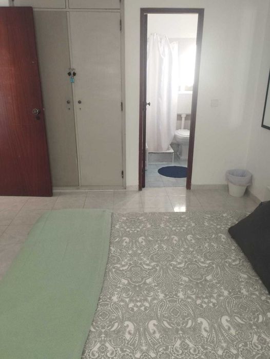 Arrendo ao ano Moradia V4 na Aroeira