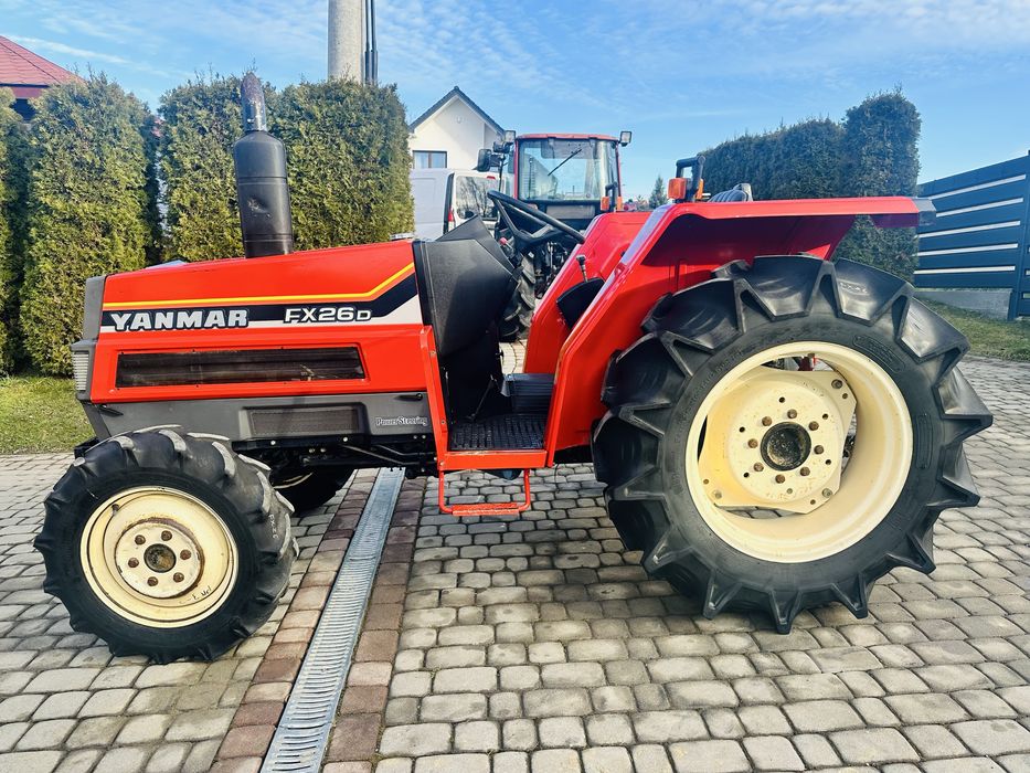Traktor Yanmar FX 26 wspomaganie kierownicy 4 cylindry 4x4 orginał