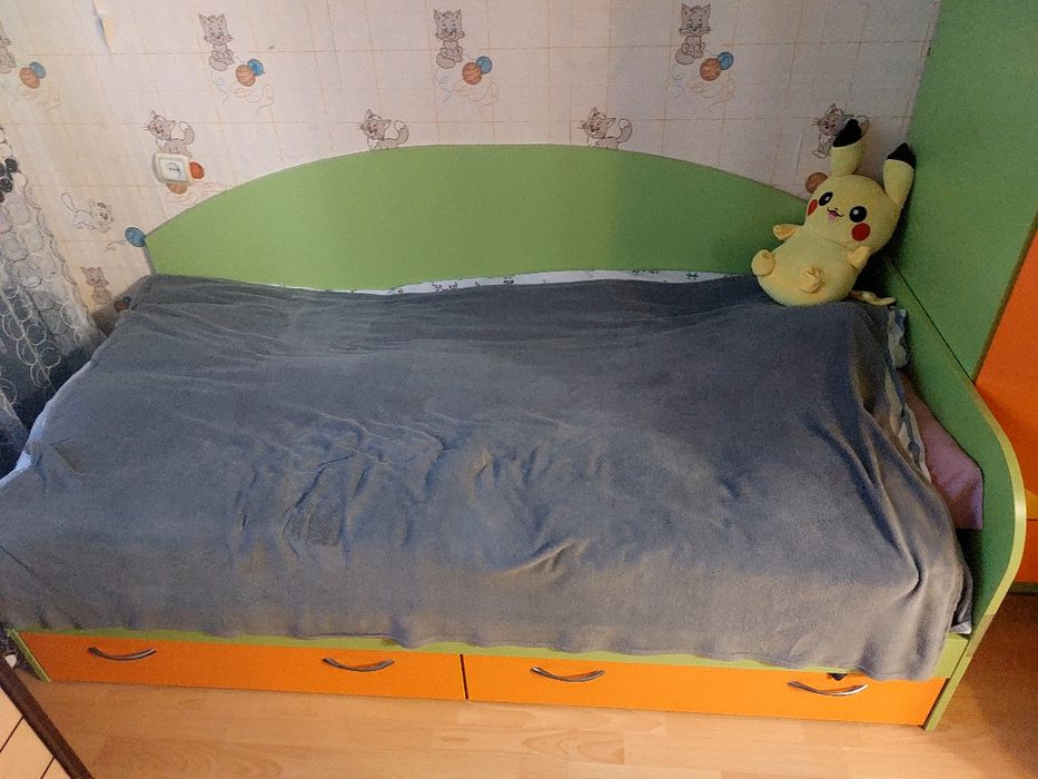 Дитяча спальня в ідеальному стані