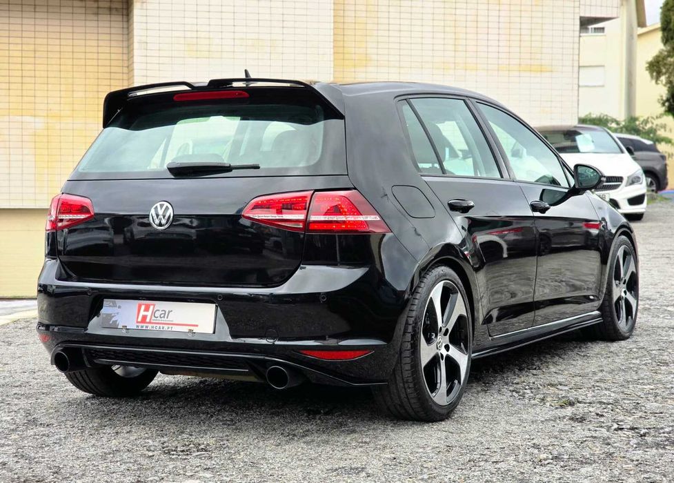 VOLKSWAGEN GOLF VII 1.6TDI 110CV "LOOK GTI"