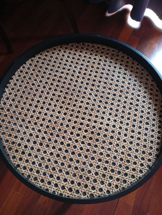 Mesas de apoio em rattan