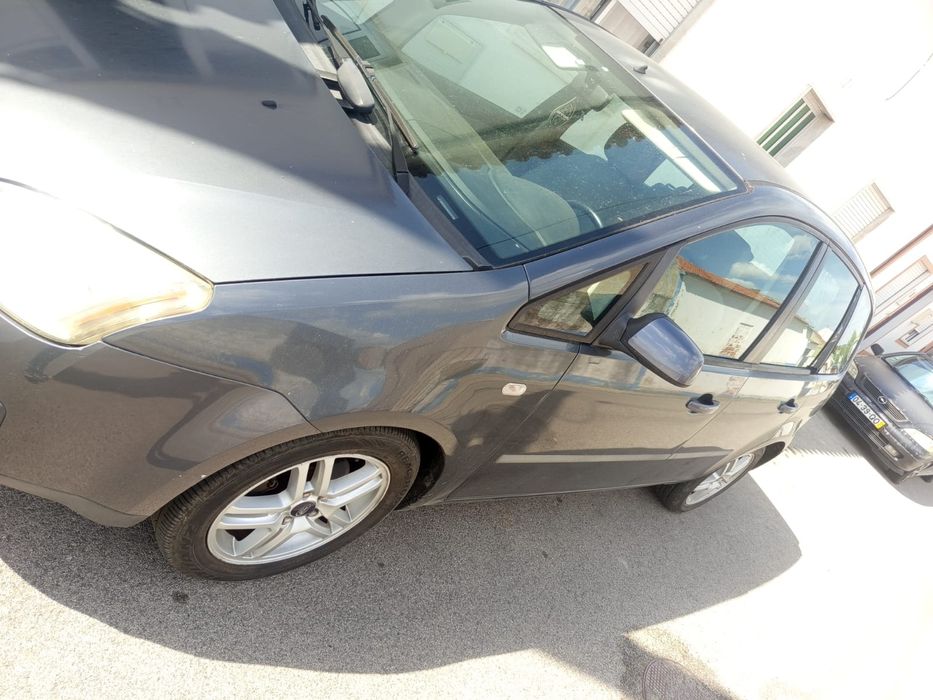 Ford Focus X-max