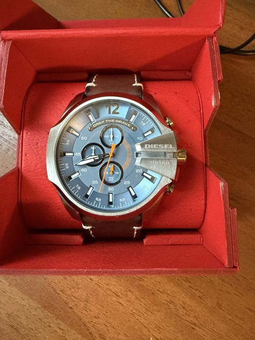 Продам годинник DIESEL DZ 4458