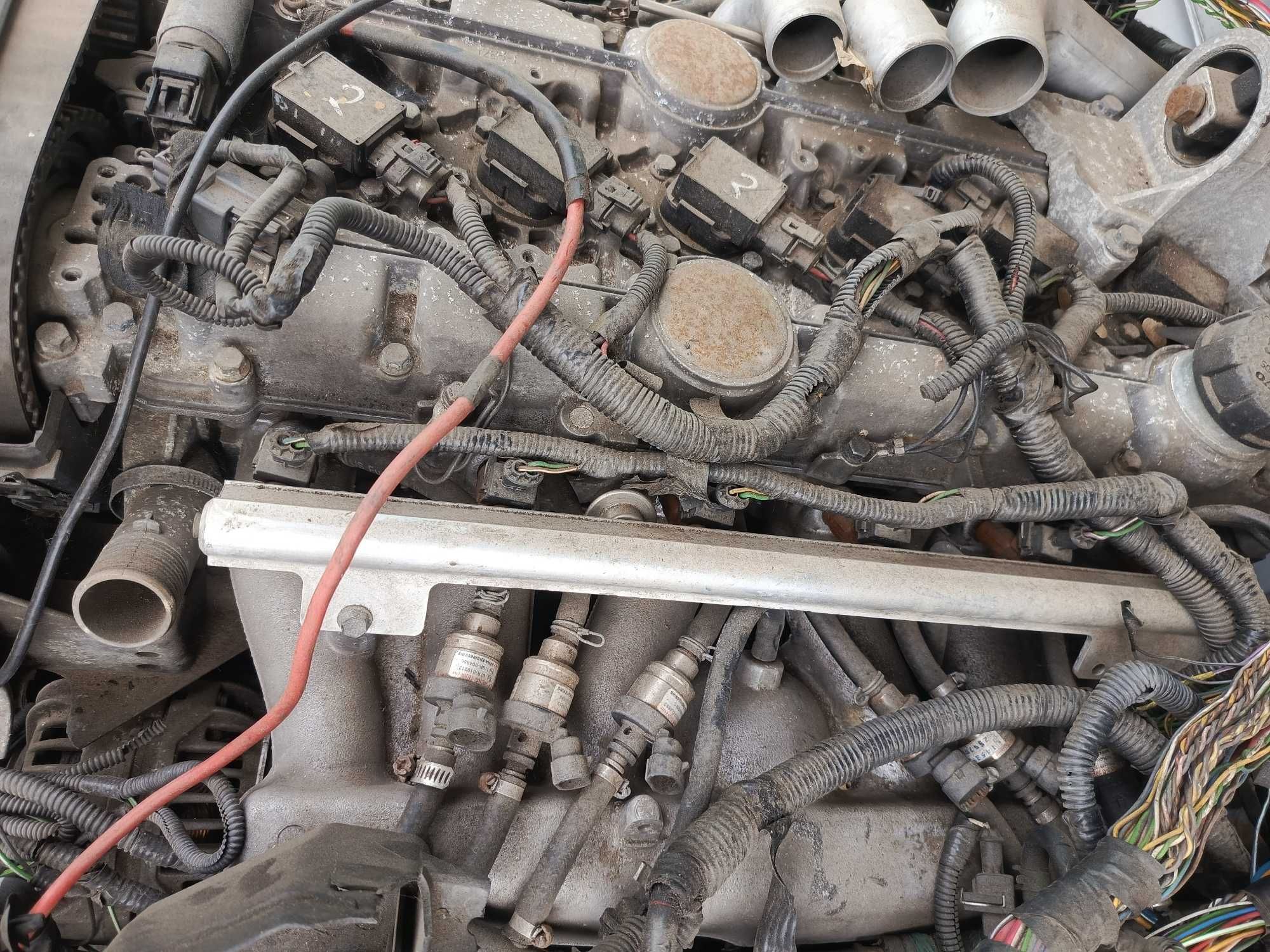 Двигун Volvo 2.9 Twin-turbo B6294T XC90 T6 S80: 900