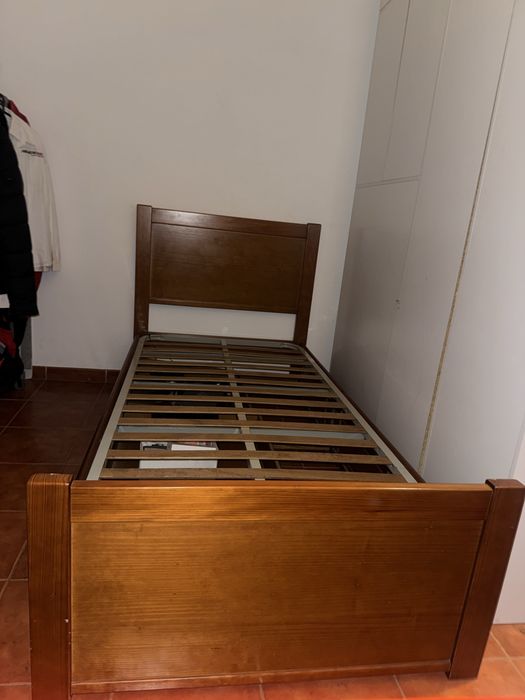Cama de solteiro