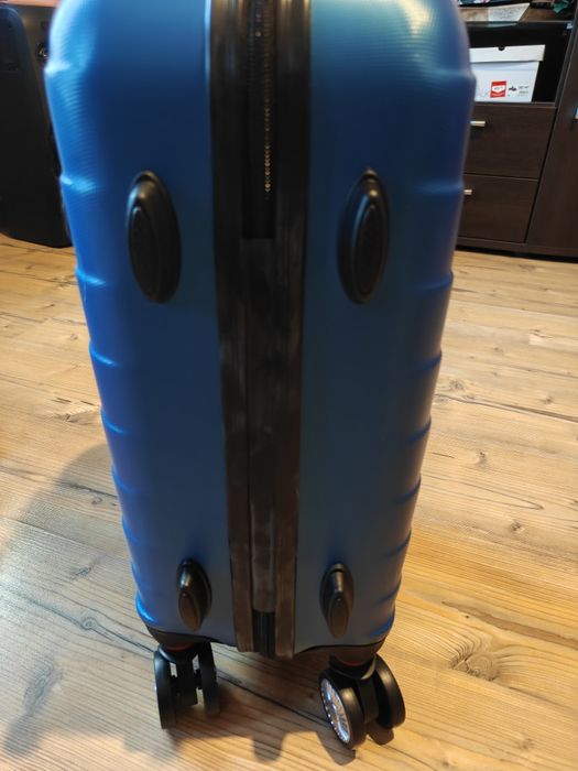 Walizka 35l turystyczna