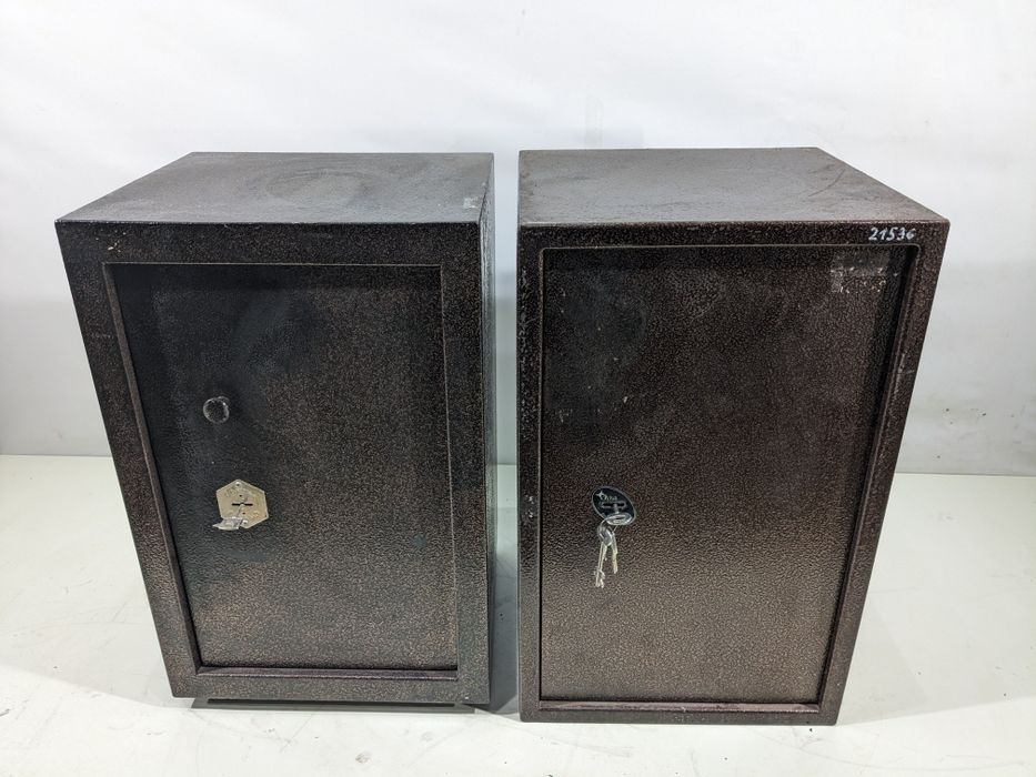 Сейфи для офісу , дому , для зброї