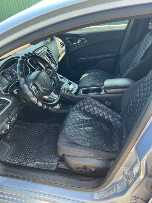 Chrysler 200 2015