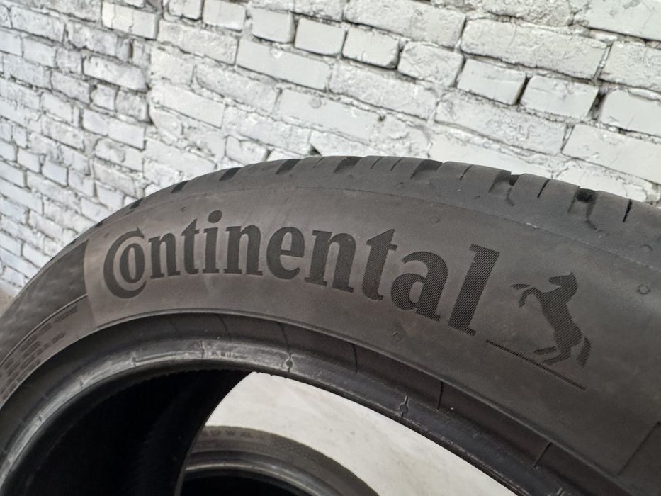 Майже нові всесезонні шини CONTINENTAL 235/45 R19