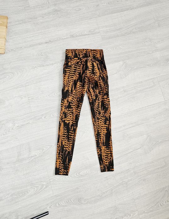 Wzorzyste legginsy sportowe premium Casall xs 34