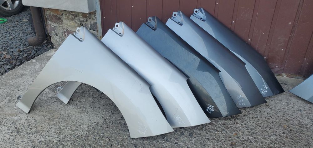 Крила крило пежо Peugeot 308 307  3008коплектом по одному праве та лів