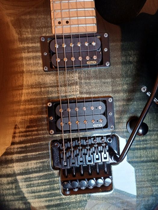 Gitara Cort x300