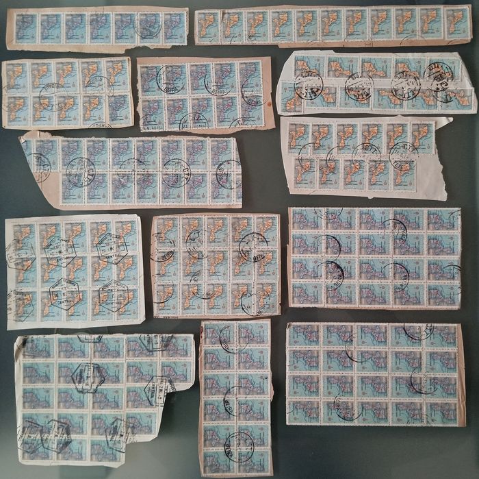 Várias centenas de selos sob fragmento
25 eur