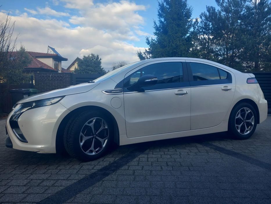 Opel Ampera Opel Ampera PHEV Hybryda Plug  model po lifcie