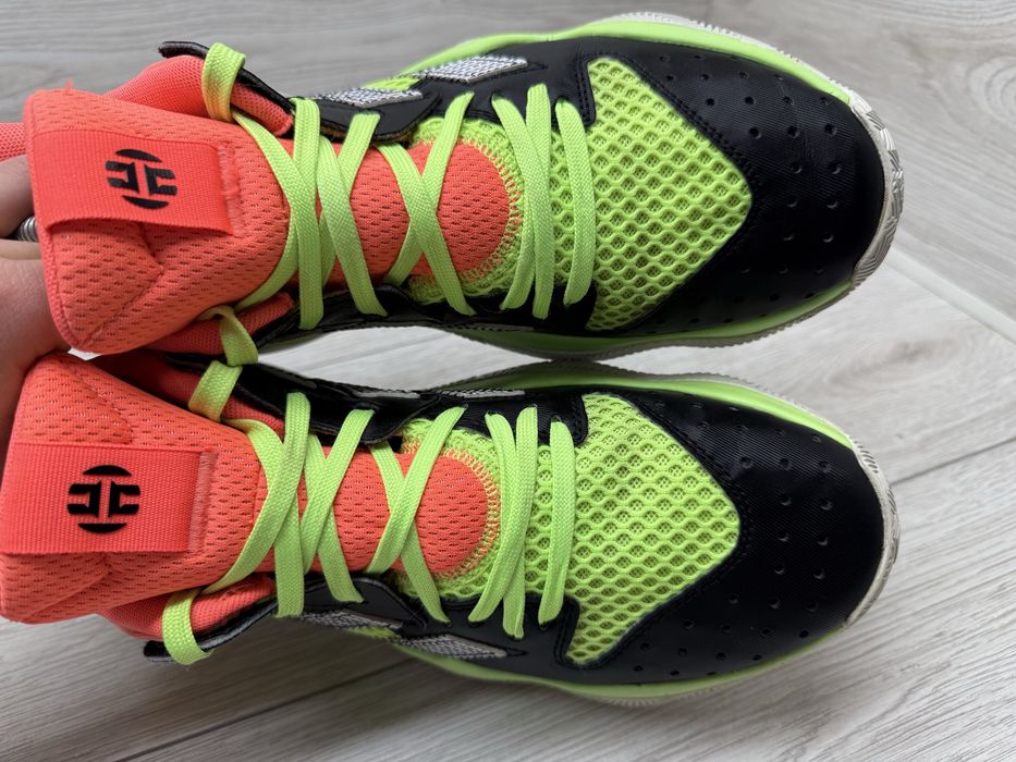 Кросівки Adidas оригінал  nike