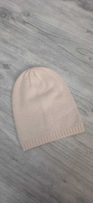 Pudrowa cieńka czapka Reserved