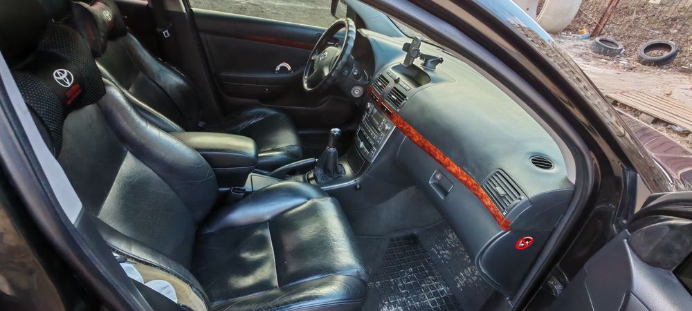 Продам Авто Toyota Avensis 2_0
