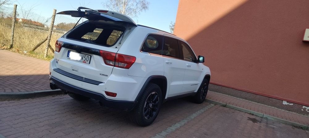 Jeep grand Cherokee 3.0 CRDI 4x4 max wyposażenie wersja limitowana