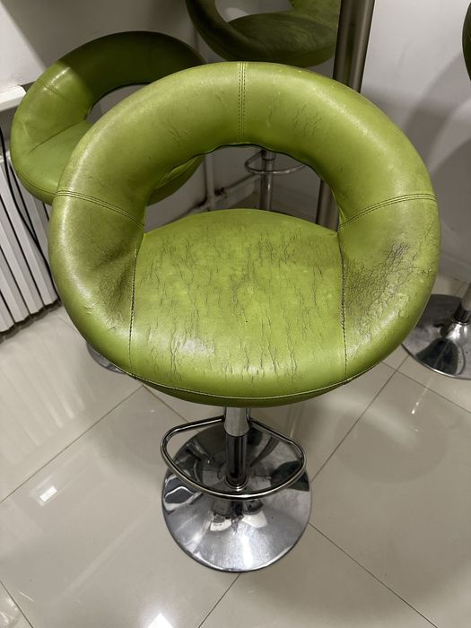 Барные стулья под перешивку чехлы снимаються