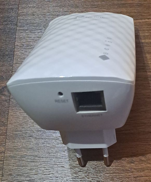 Extensor Wi-Fi tp-link AC750 RE200