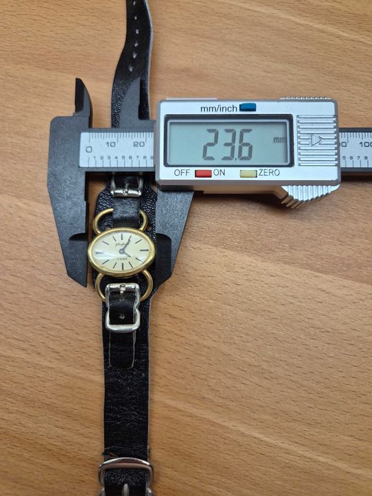 Zegarek damski *GUB Glashütte Original* DDR
