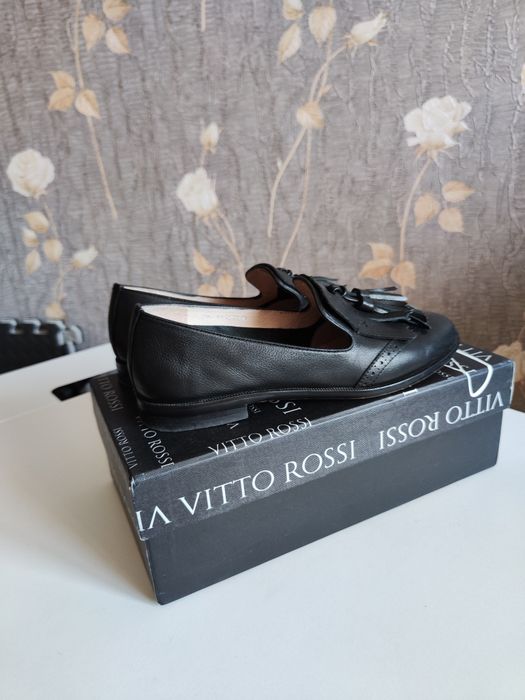 Жіночі шкіряні лофери VITTO ROSSI (36р.)
