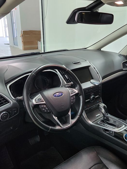 Ford Galaxy guia nacional motor 2.0 210cv 7 lugares automática topo de gama nacional aceita retoma