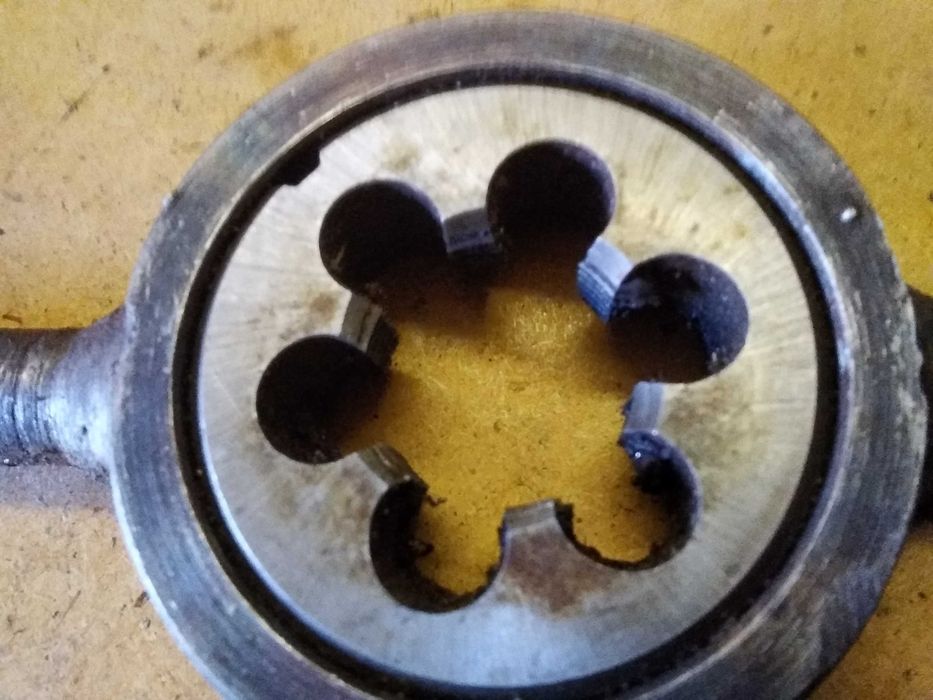 Плашкодержатель  производство союза