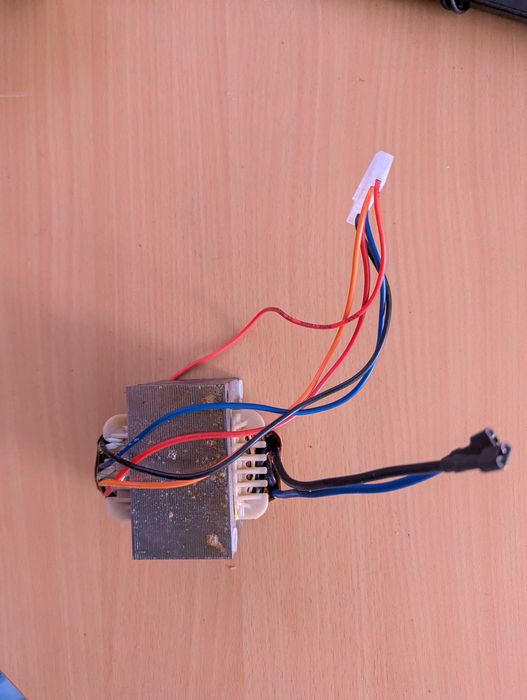Трансформатор від ДБЖ (UPS) In.Line 600 / Maxxter 650VA