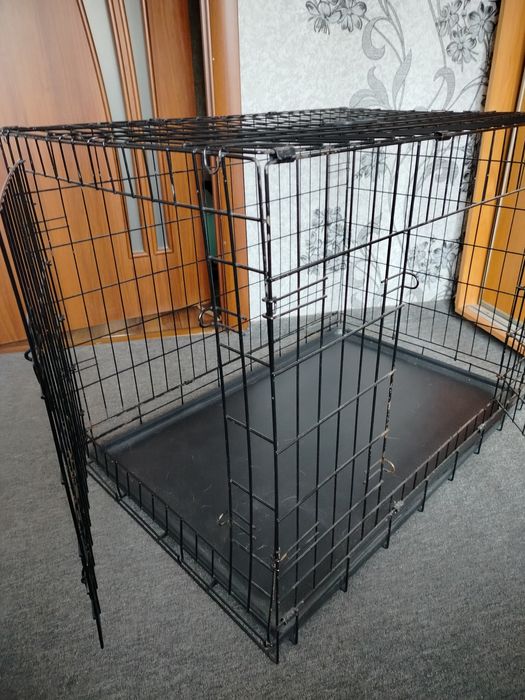 Металева клітка для транспортування тварин