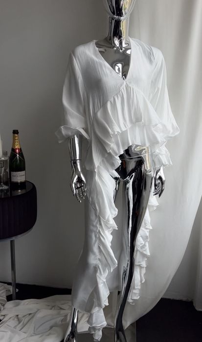 Шикарна подовжена блуза